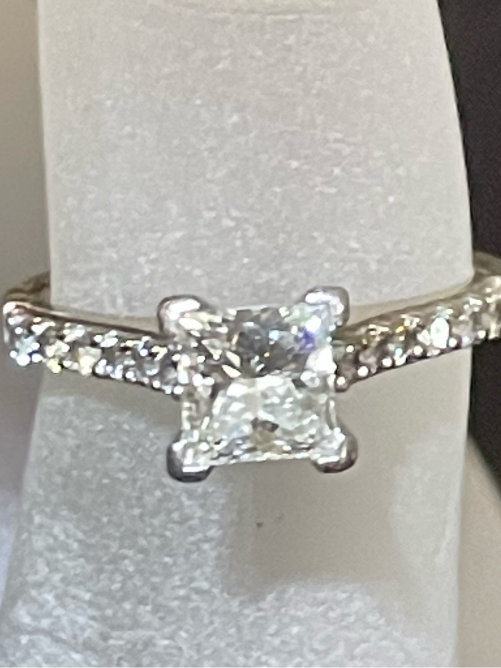 Natural Diamond Engagement Ring